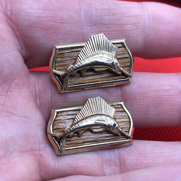Hickok Sailfish Cuff Links - Picture 2 of 13